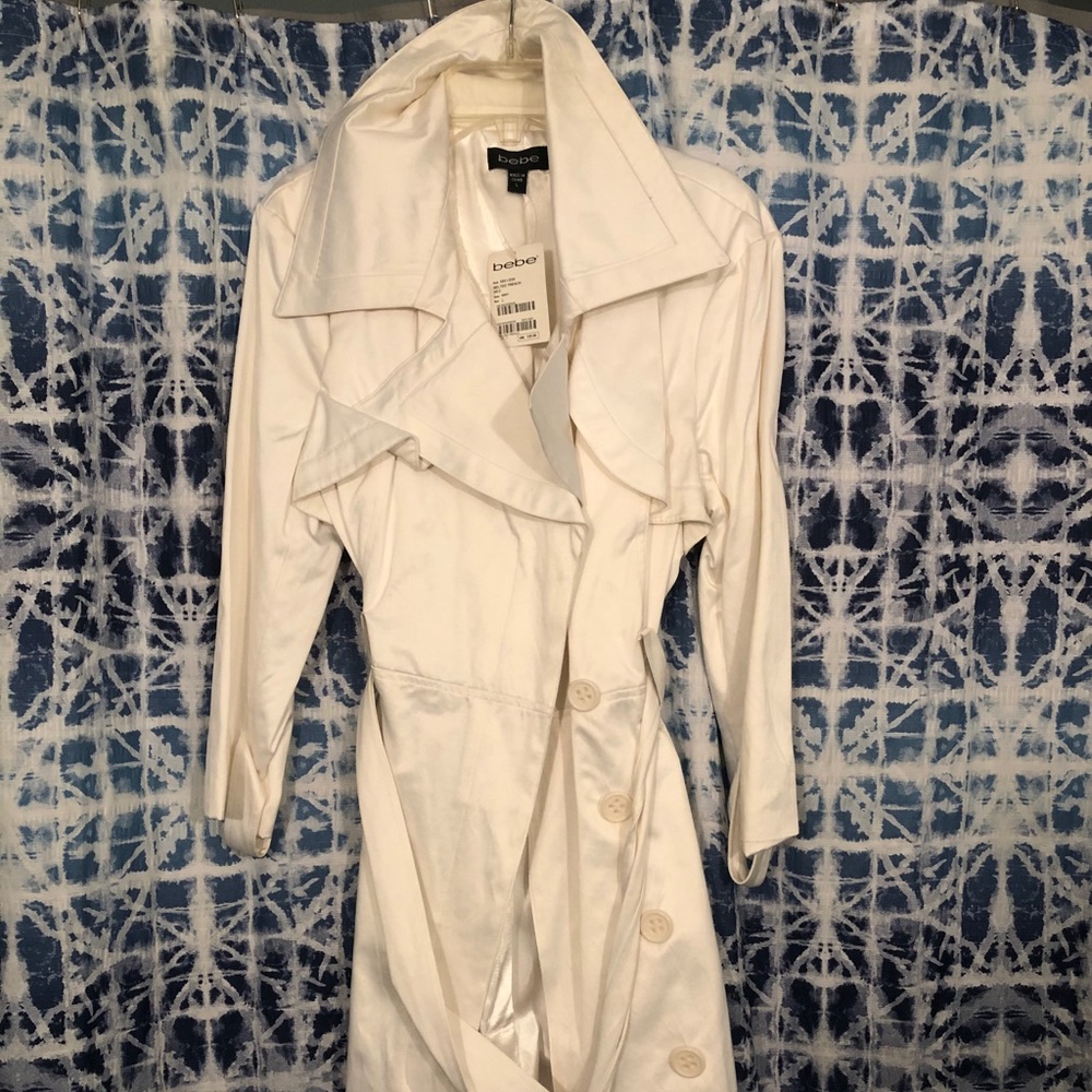 Satin trench